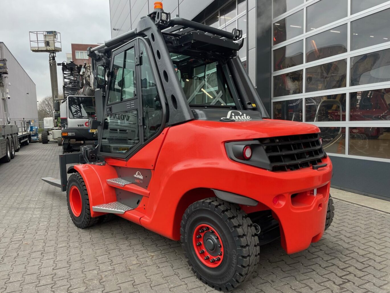 F7019E79 F8F4 43ED B0D4 491D6CD05EFA